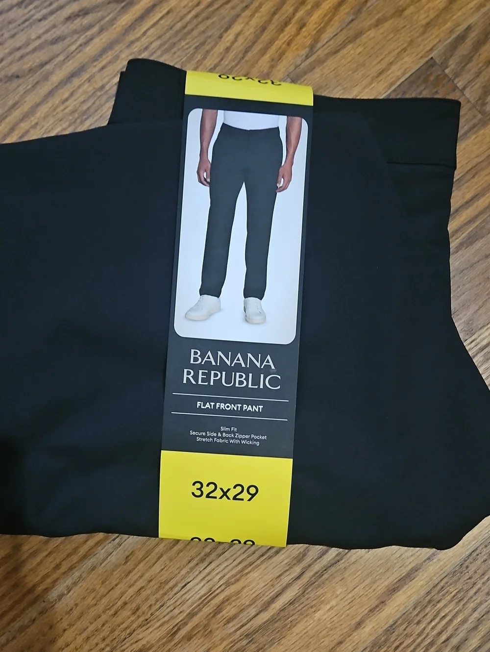 Banana Republic Men’s Black Flat Front Pants - 32x29